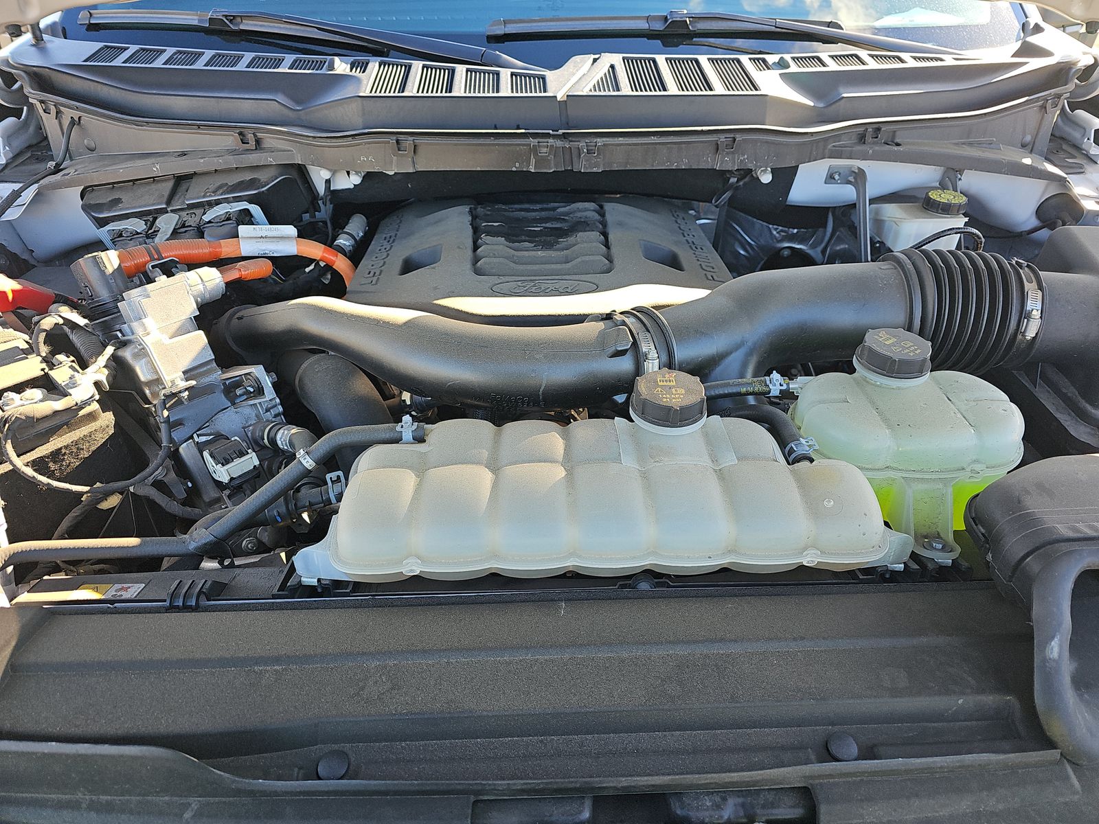 2023 Ford F-150 Hybrid XLT AWD