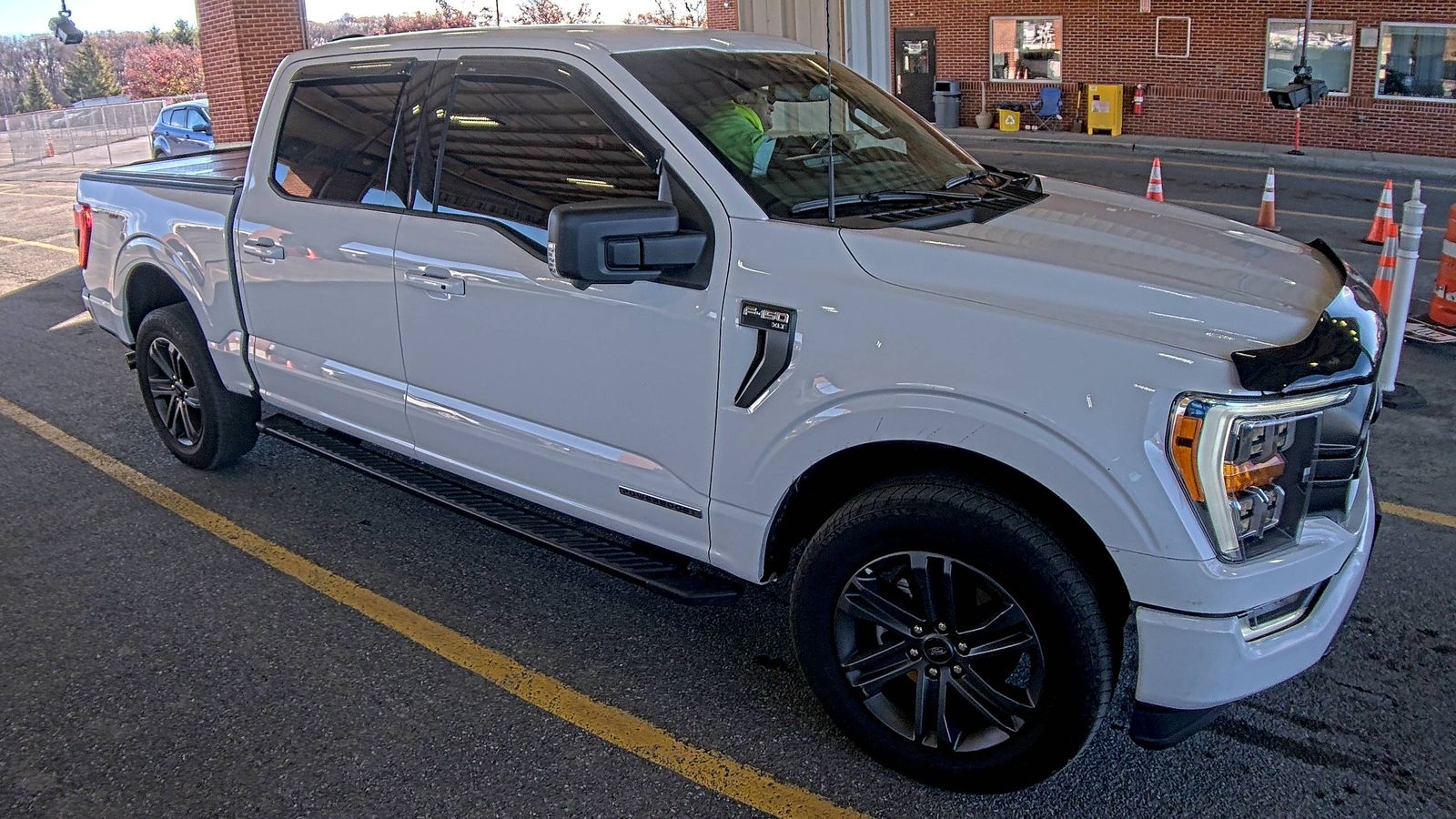 2023 Ford F-150 Hybrid XLT AWD