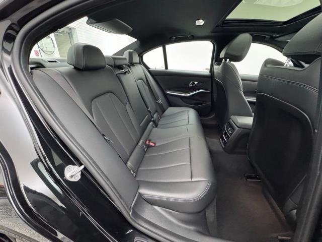 2024 BMW 3 Series 330i xDrive AWD