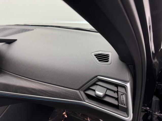 2024 BMW 3 Series 330i xDrive AWD