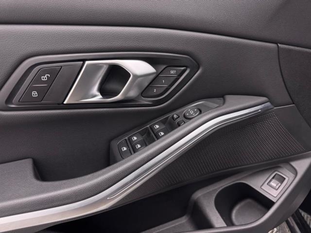 2024 BMW 3 Series 330i xDrive AWD