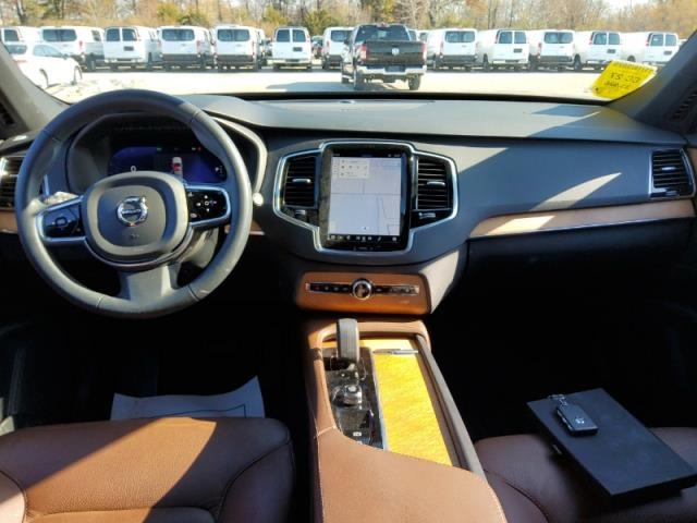 2024 Volvo XC90 B6 Plus AWD