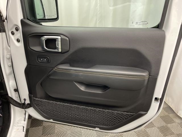 2025 Jeep Wrangler Sahara AWD