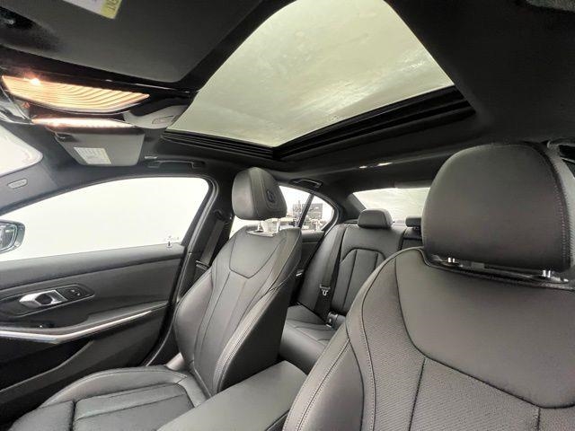 2024 BMW 3 Series 330i xDrive AWD