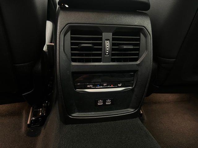 2024 BMW 3 Series 330i xDrive AWD