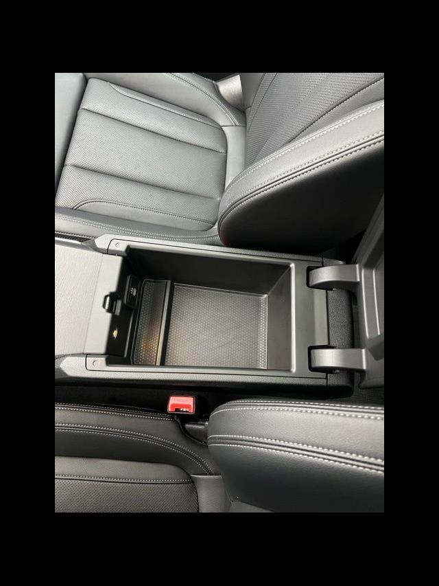 2024 BMW 3 Series 330i xDrive AWD