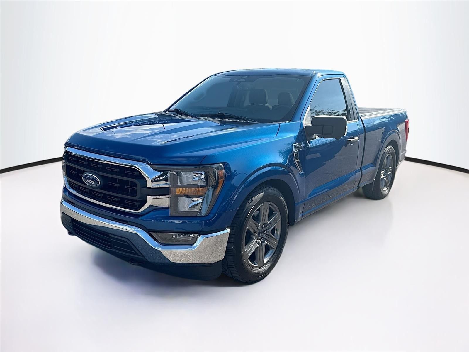 2023 Ford F-150 XLT AWD