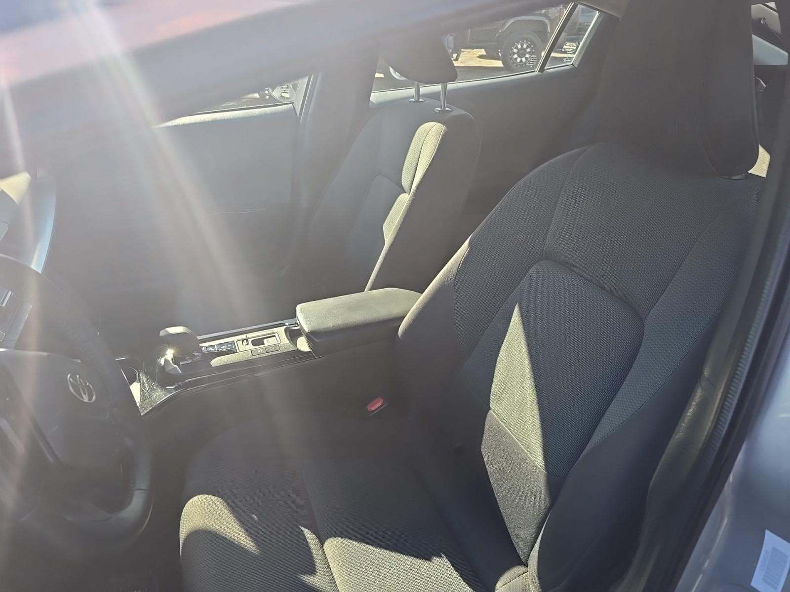 2023 Toyota Prius LE FWD