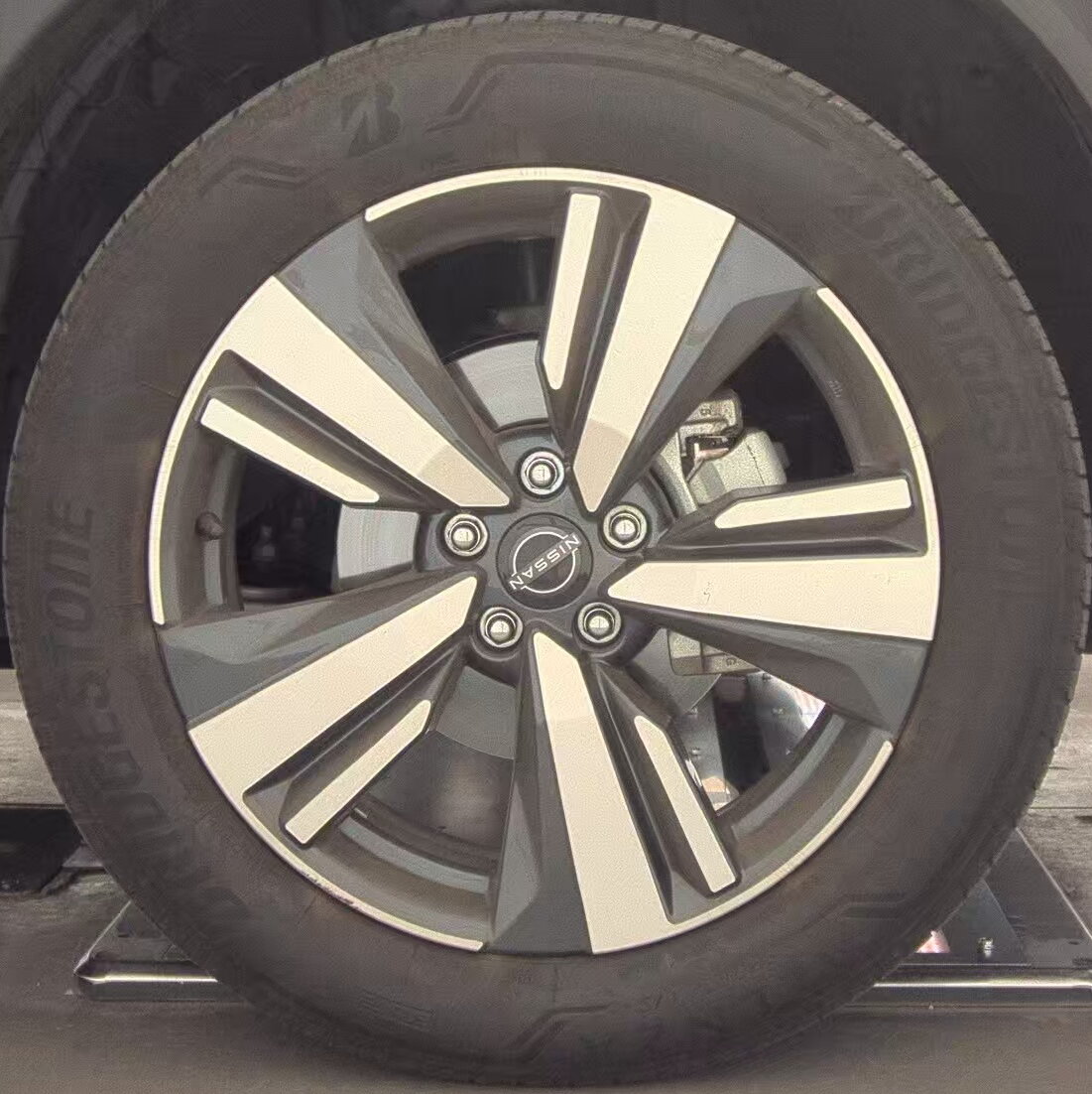 2023 Nissan Rogue SL AWD