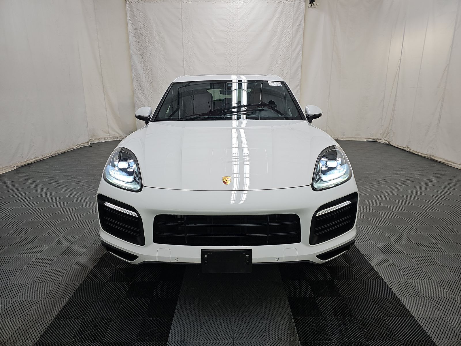 2023 Porsche Cayenne Platinum Edition AWD