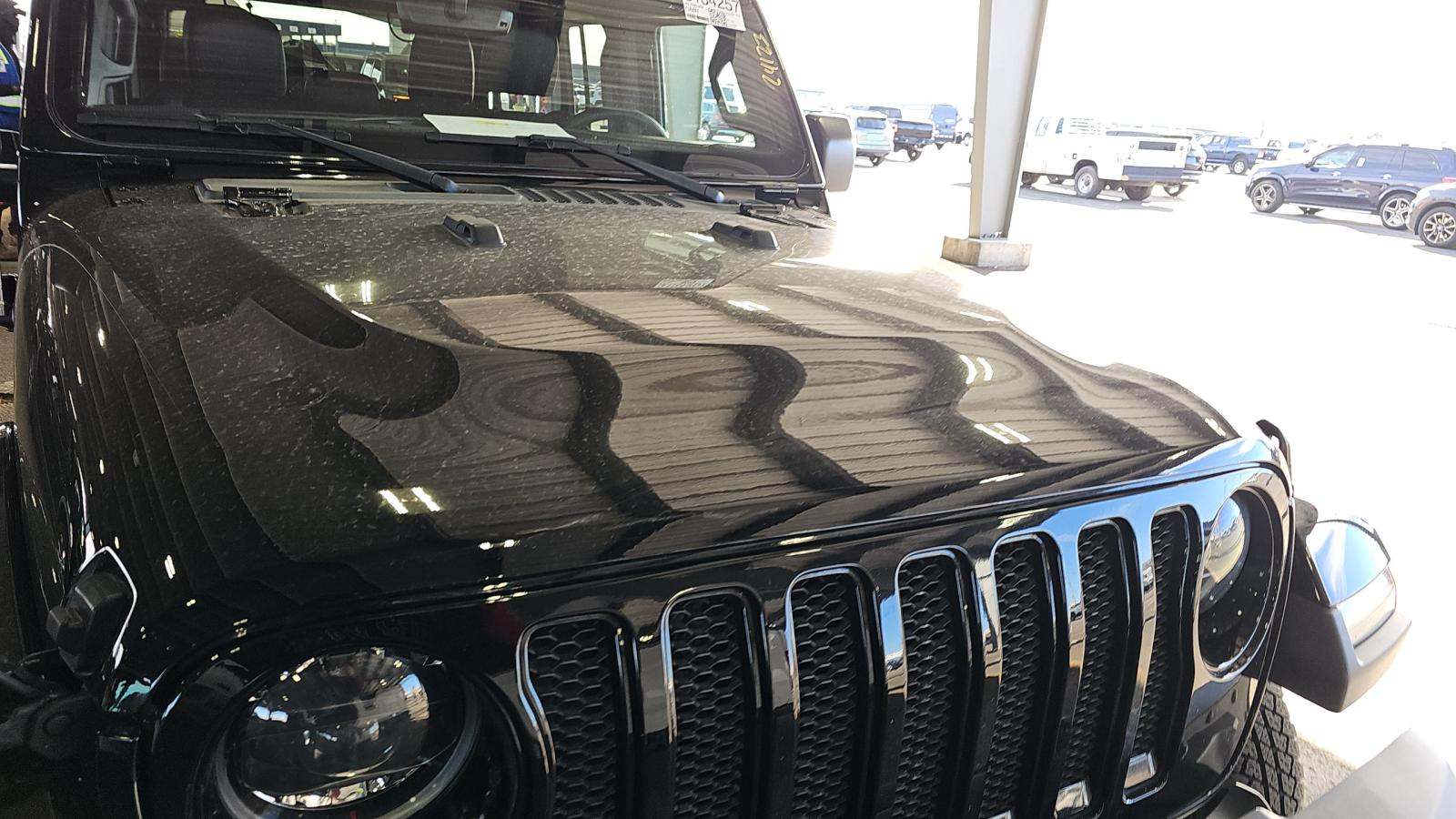 2023 Jeep Wrangler Sahara Altitude AWD