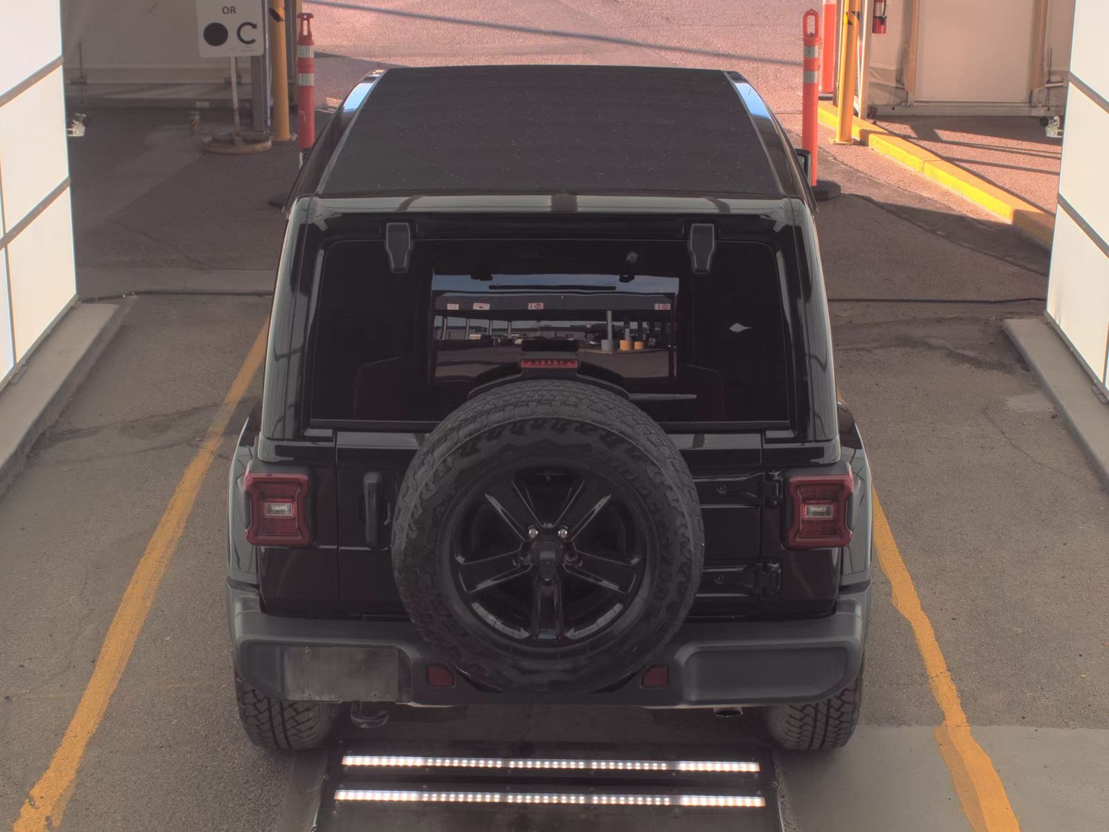 2023 Jeep Wrangler Sahara Altitude AWD