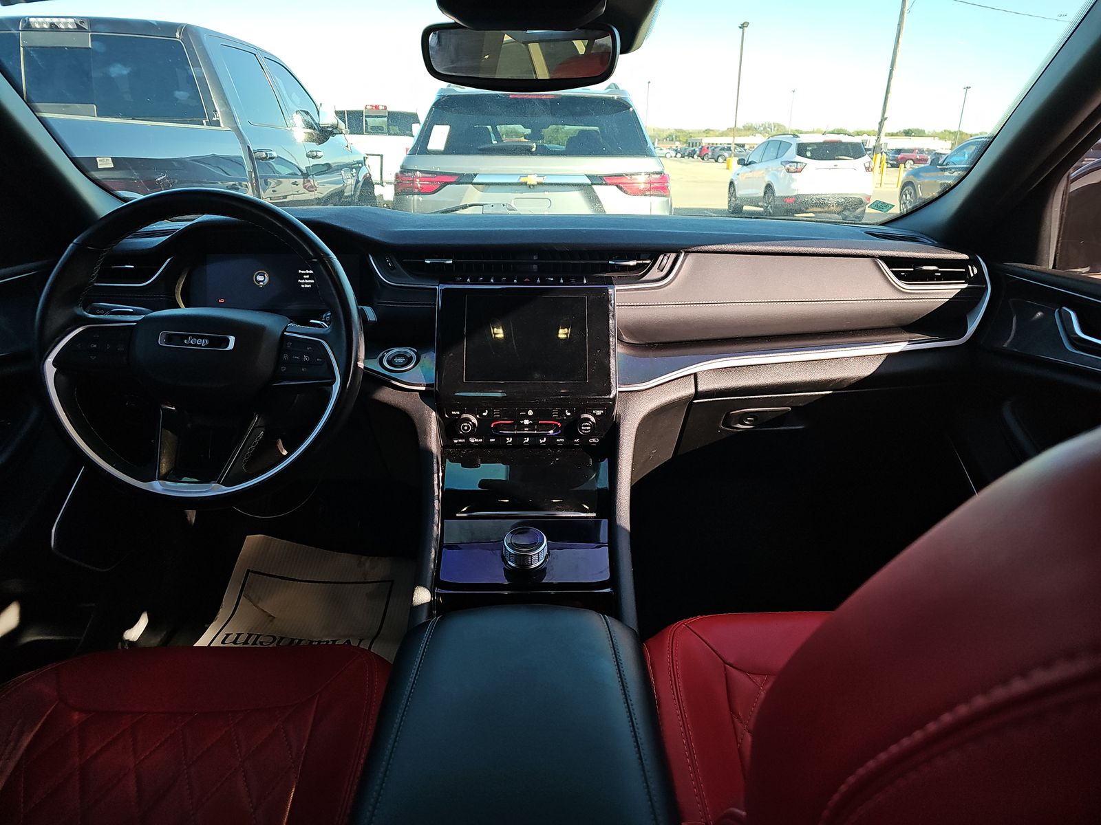2022 Jeep Grand Cherokee Altitude AWD