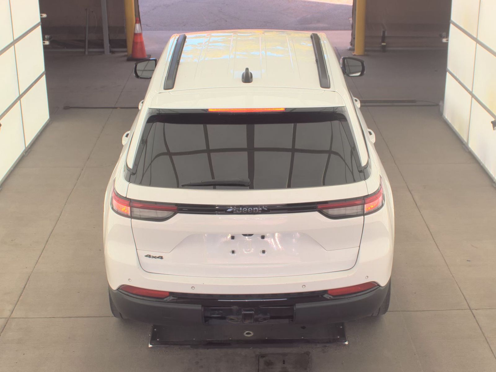 2022 Jeep Grand Cherokee Altitude AWD