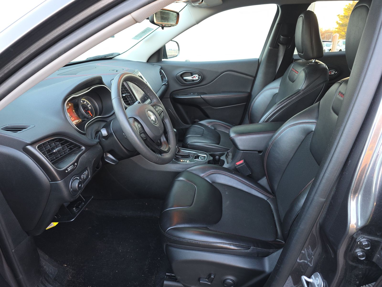 2022 Jeep Cherokee Trailhawk AWD