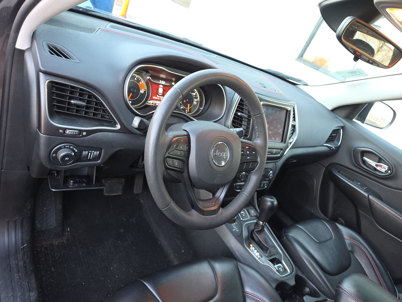 2022 Jeep Cherokee Trailhawk AWD