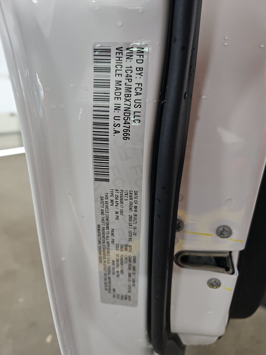 2022 Jeep Cherokee Trailhawk AWD