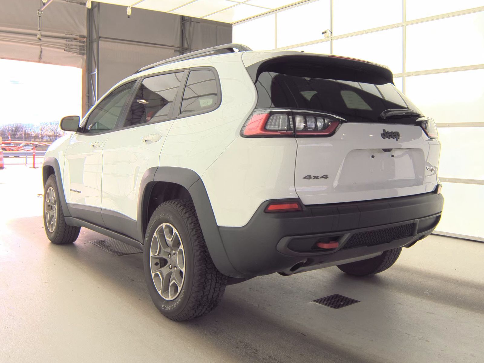 2022 Jeep Cherokee Trailhawk AWD