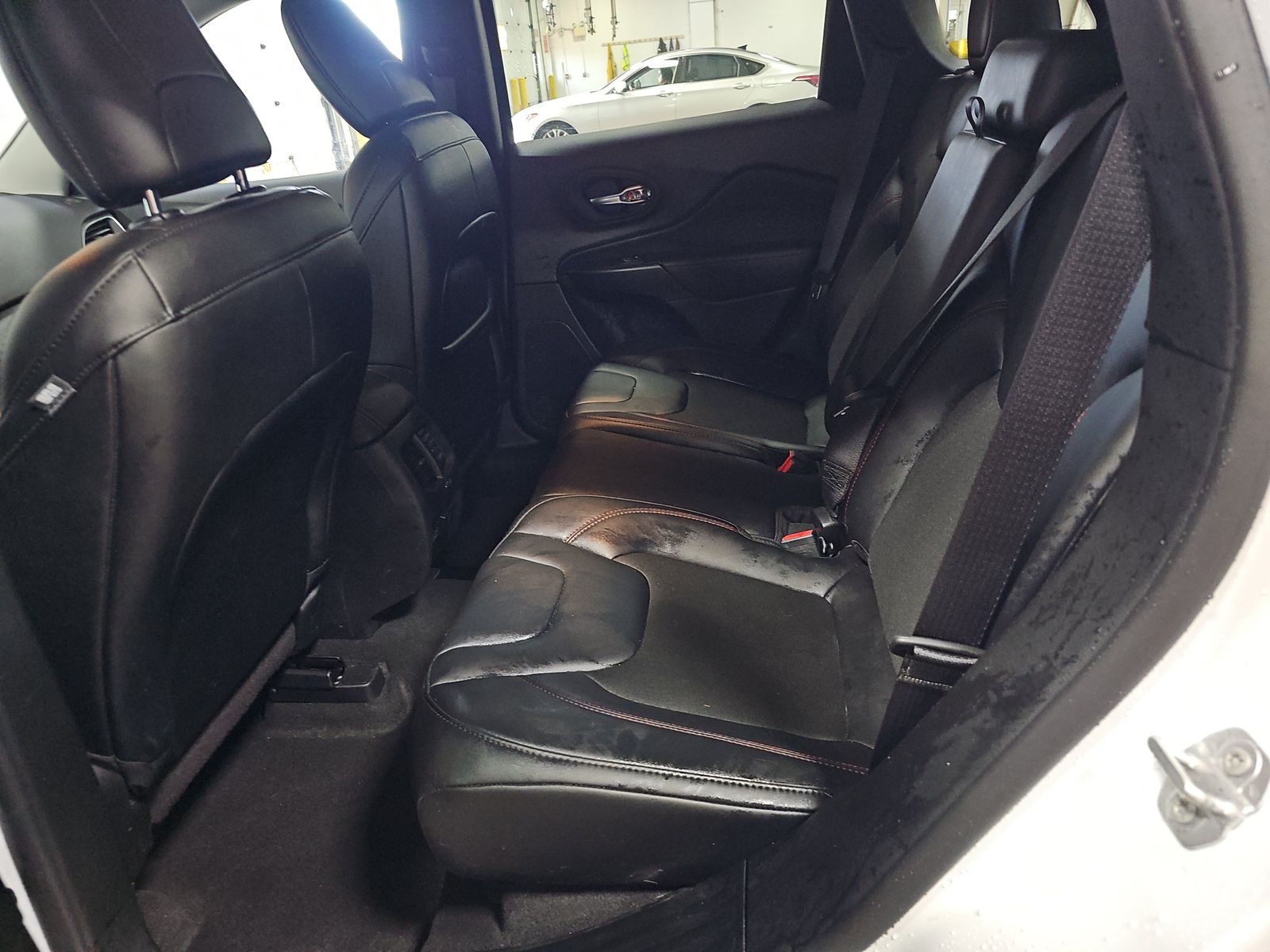 2022 Jeep Cherokee Trailhawk AWD