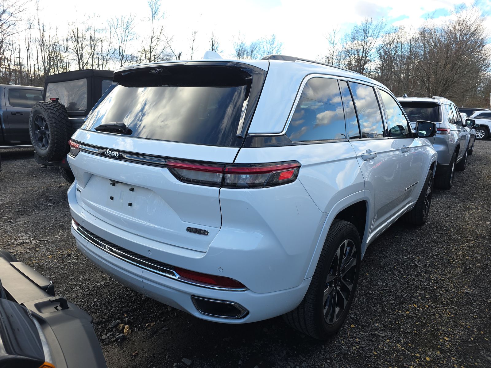 2022 Jeep Grand Cherokee Overland AWD