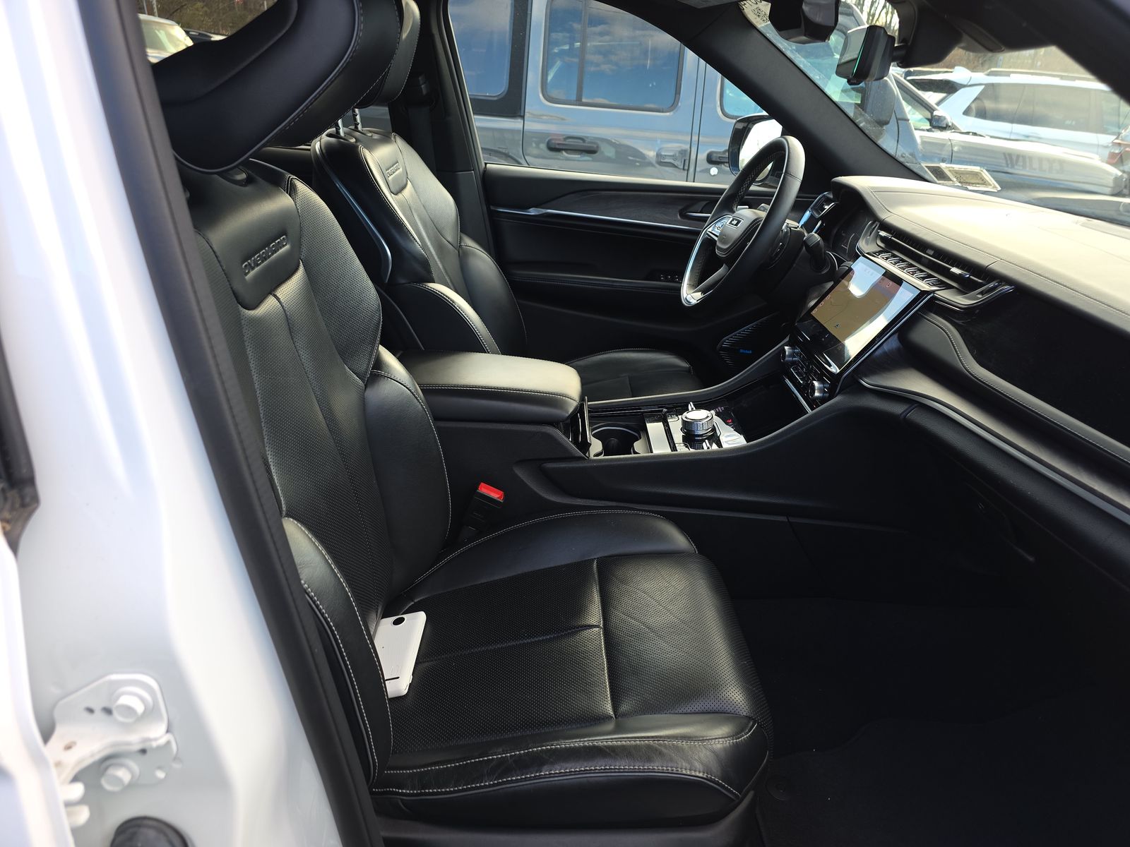 2022 Jeep Grand Cherokee Overland AWD