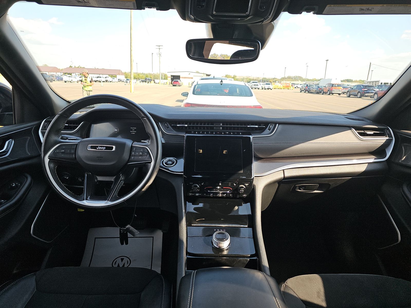 2022 Jeep Grand Cherokee Altitude AWD