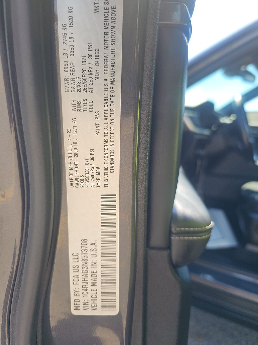 2022 Jeep Grand Cherokee Altitude AWD