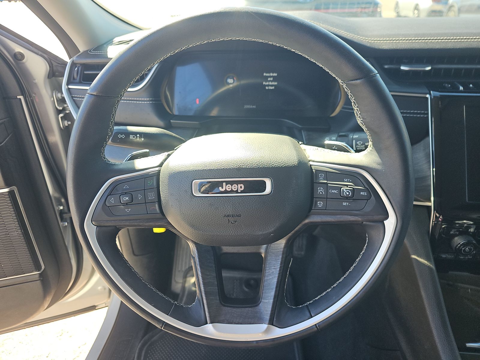 2022 Jeep Grand Cherokee Limited RWD