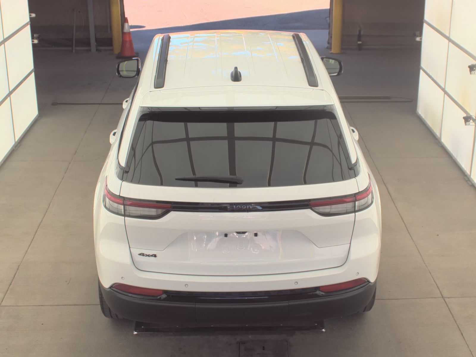 2022 Jeep Grand Cherokee Altitude AWD