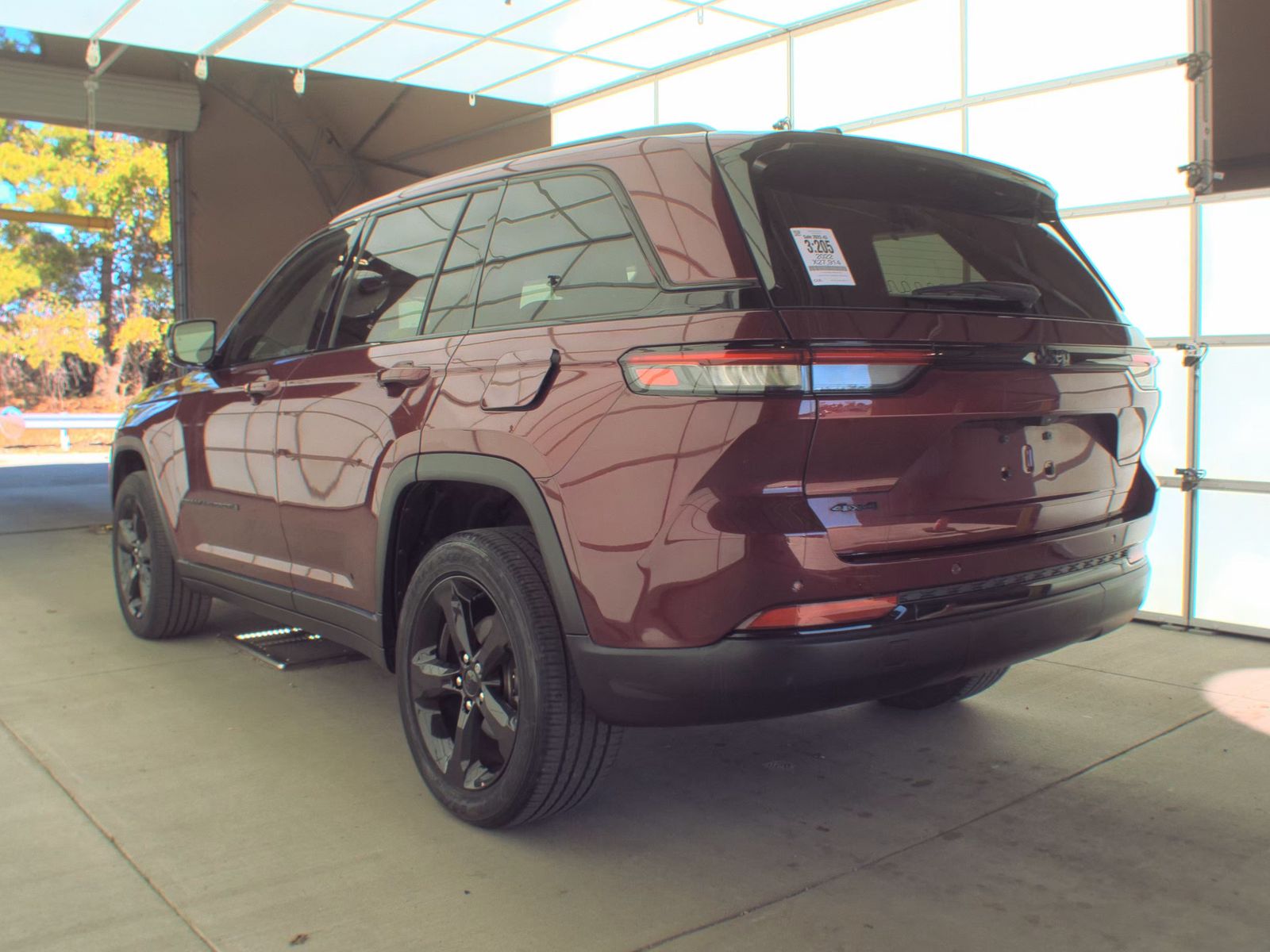 2022 Jeep Grand Cherokee Altitude AWD