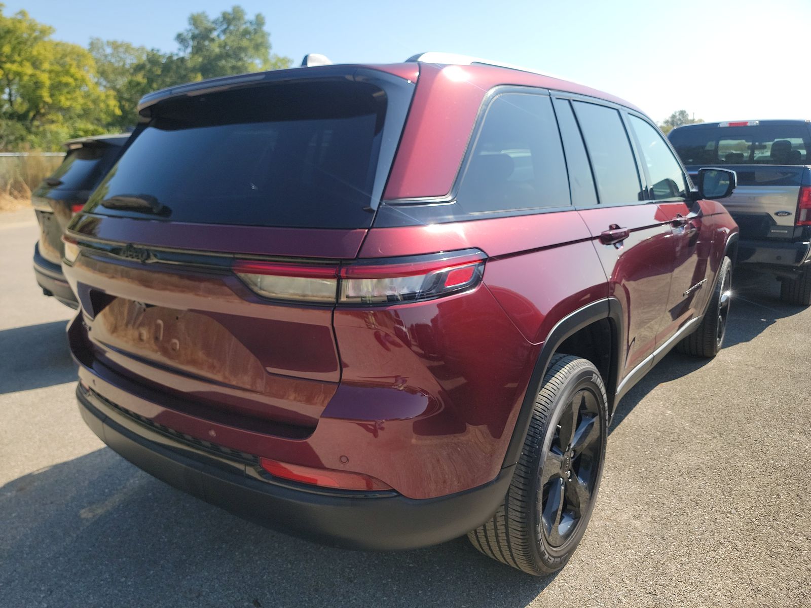 2022 Jeep Grand Cherokee Altitude AWD