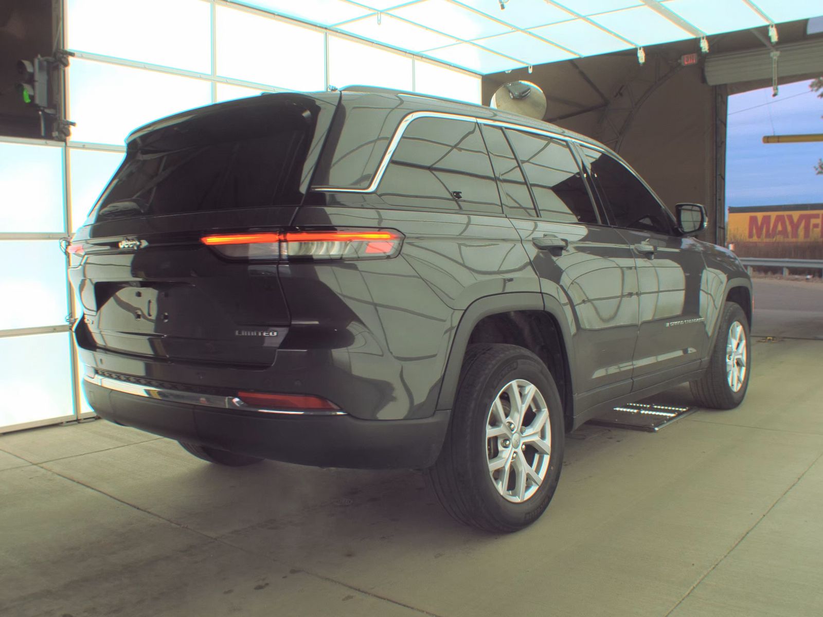 2022 Jeep Grand Cherokee Limited AWD