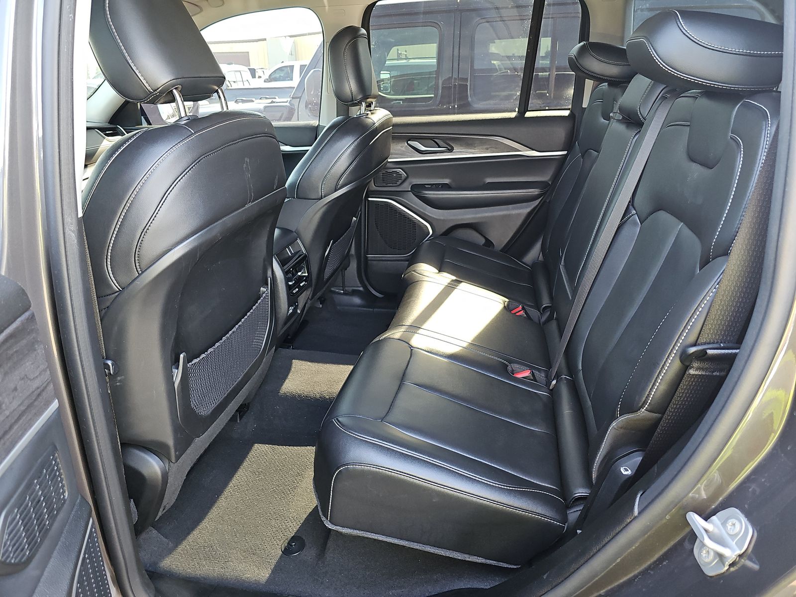 2022 Jeep Grand Cherokee Limited AWD