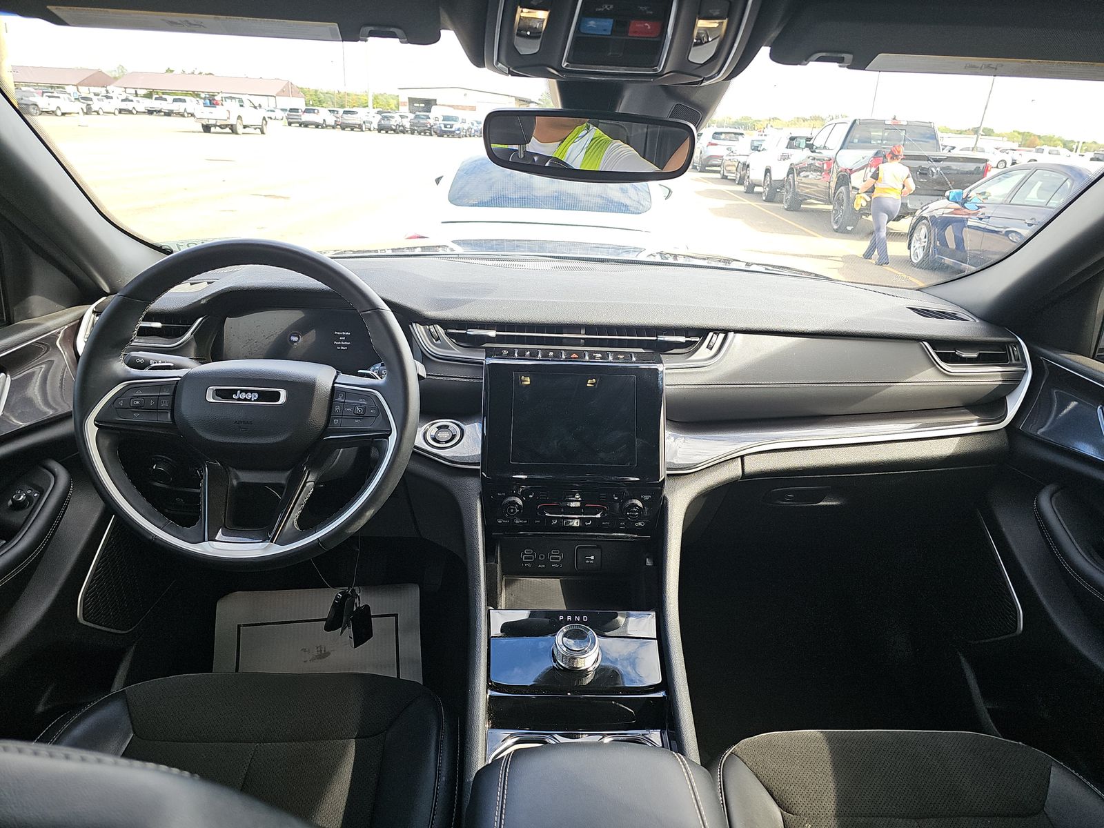 2022 Jeep Grand Cherokee Altitude AWD