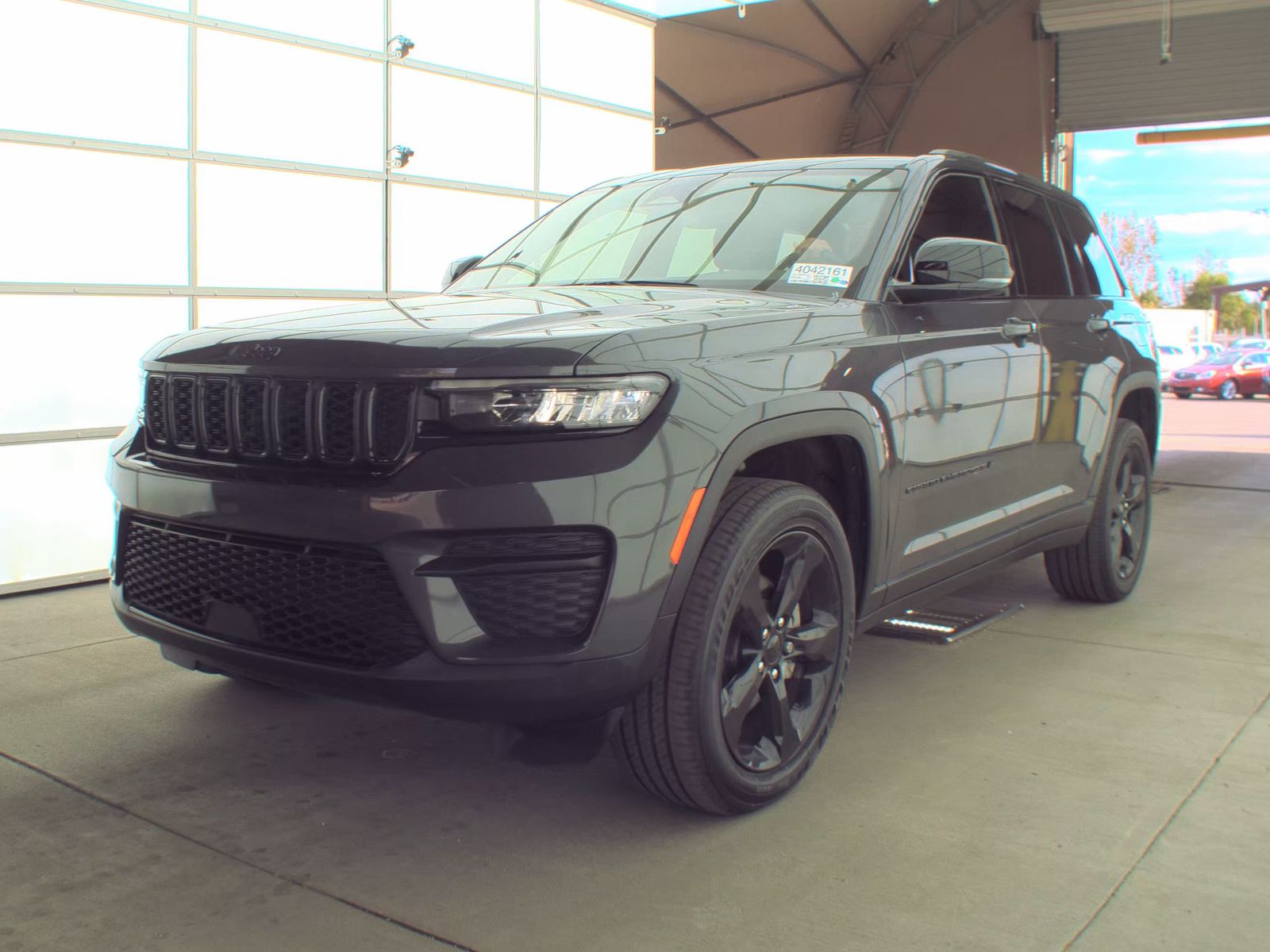 2022 Jeep Grand Cherokee Altitude AWD