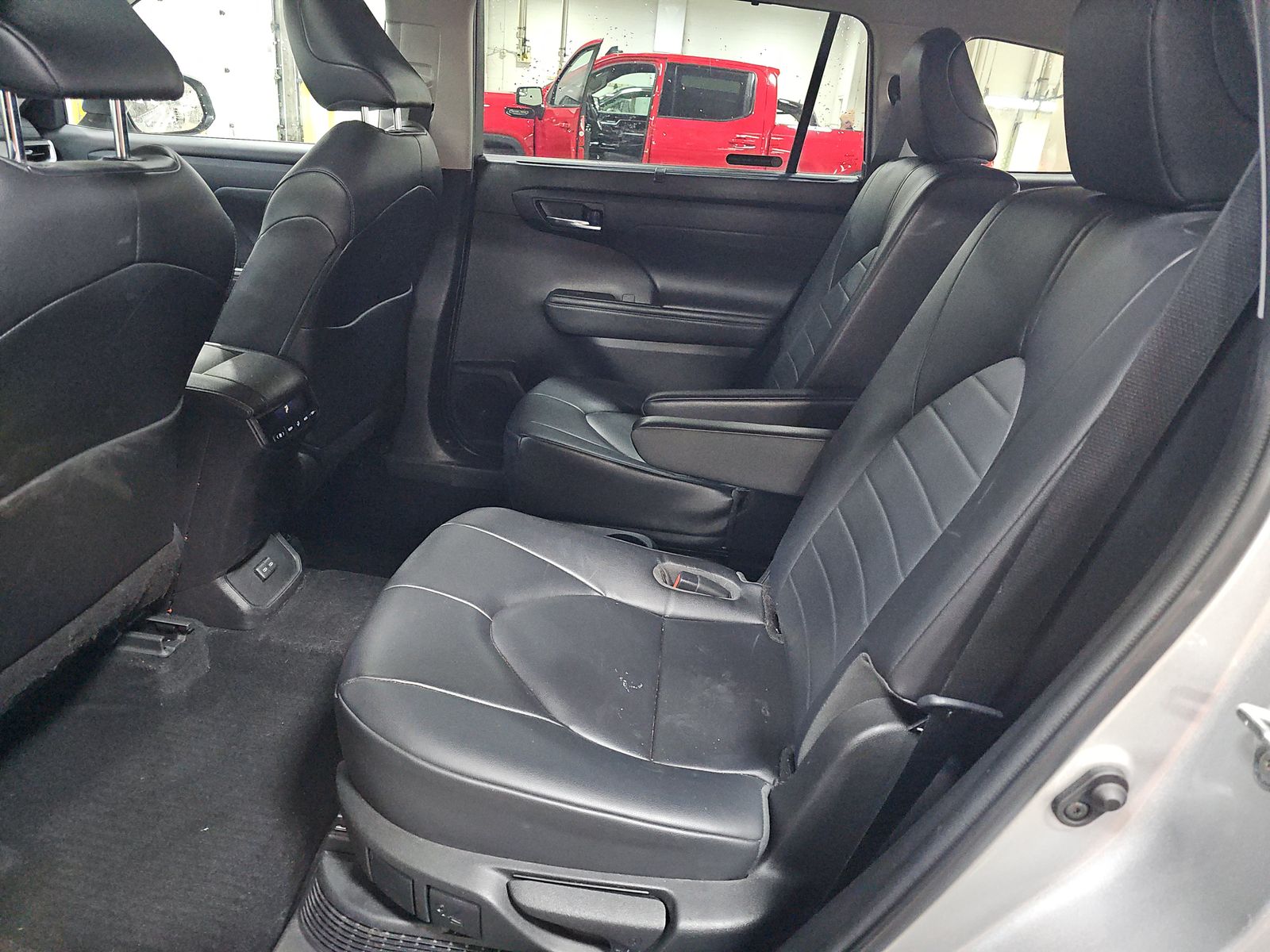 2023 Toyota Highlander Hybrid XLE AWD