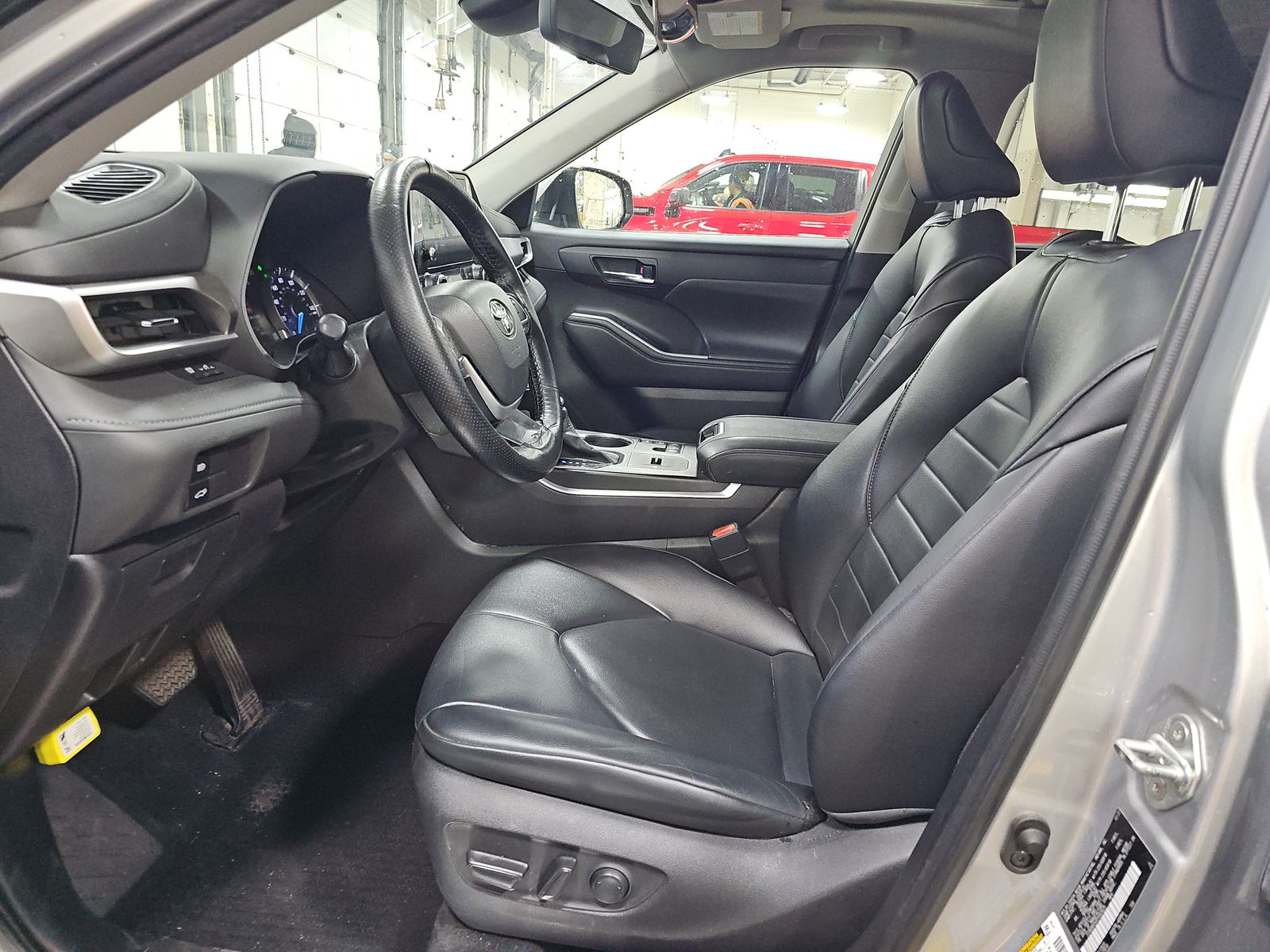 2023 Toyota Highlander Hybrid XLE AWD