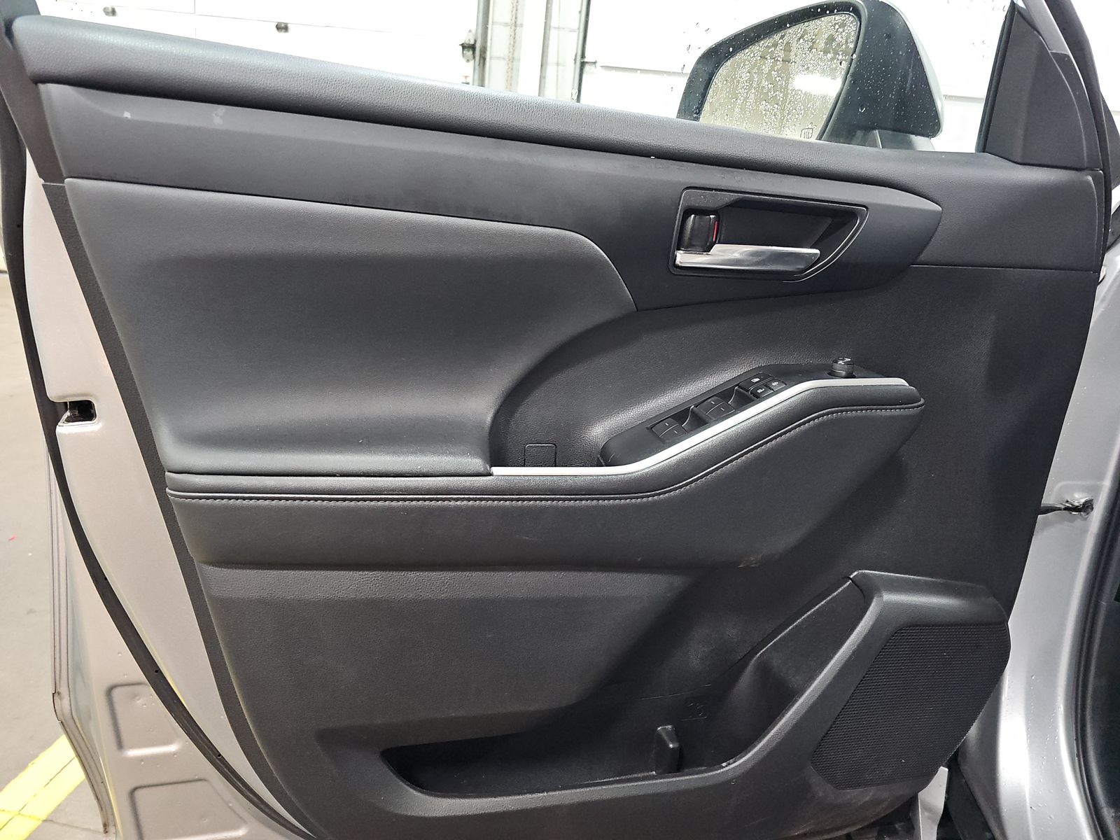 2023 Toyota Highlander Hybrid XLE AWD