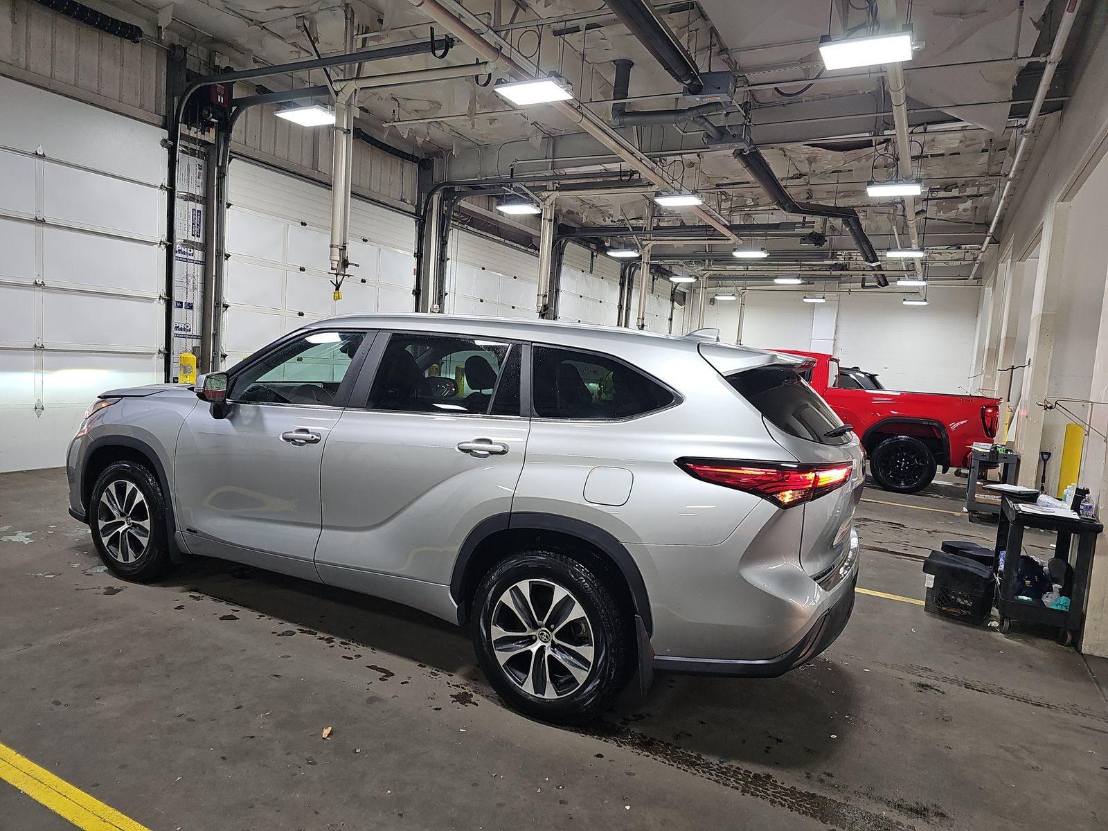 2023 Toyota Highlander Hybrid XLE AWD