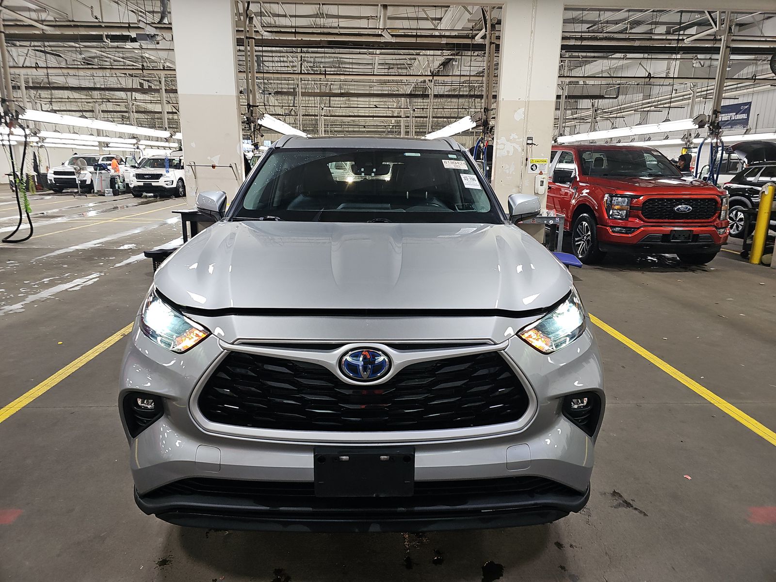 2023 Toyota Highlander Hybrid XLE AWD