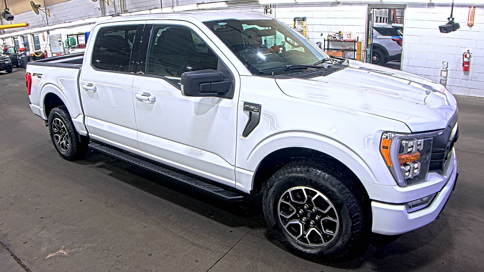 2023 Ford F-150 XLT AWD