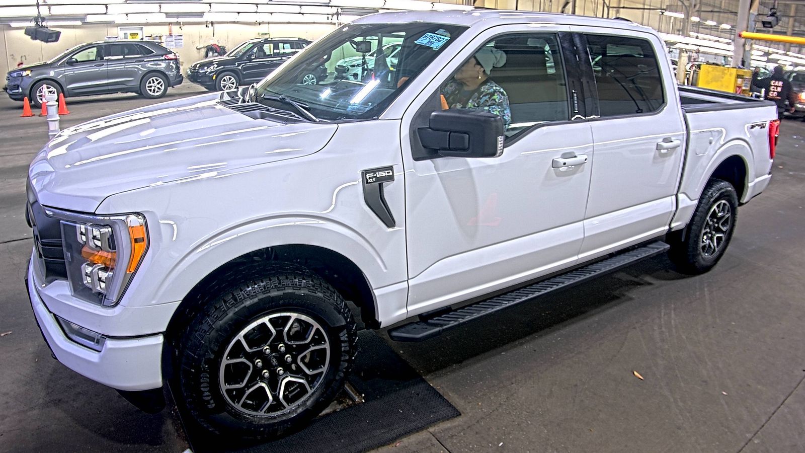 2023 Ford F-150 XLT AWD