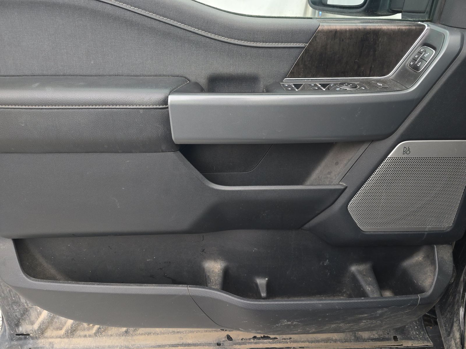 2023 Ford F-150 Lariat AWD