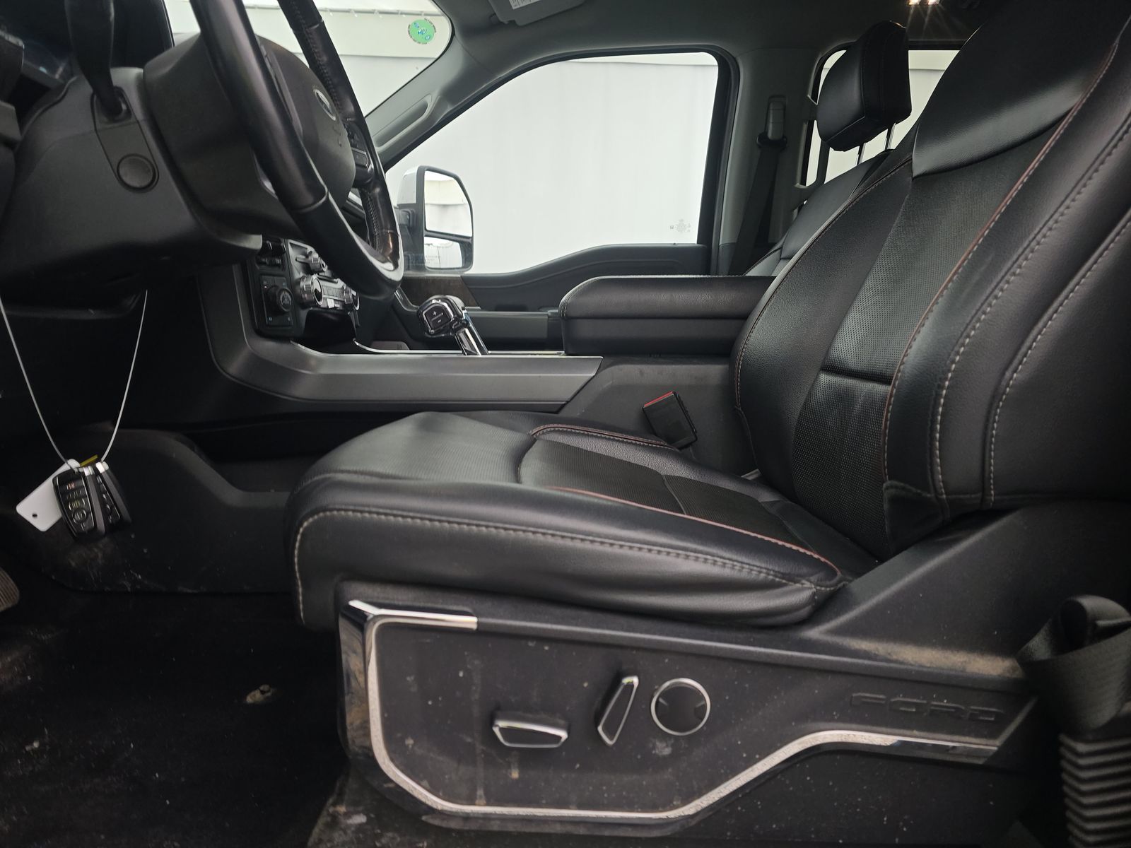 2023 Ford F-150 Lariat AWD