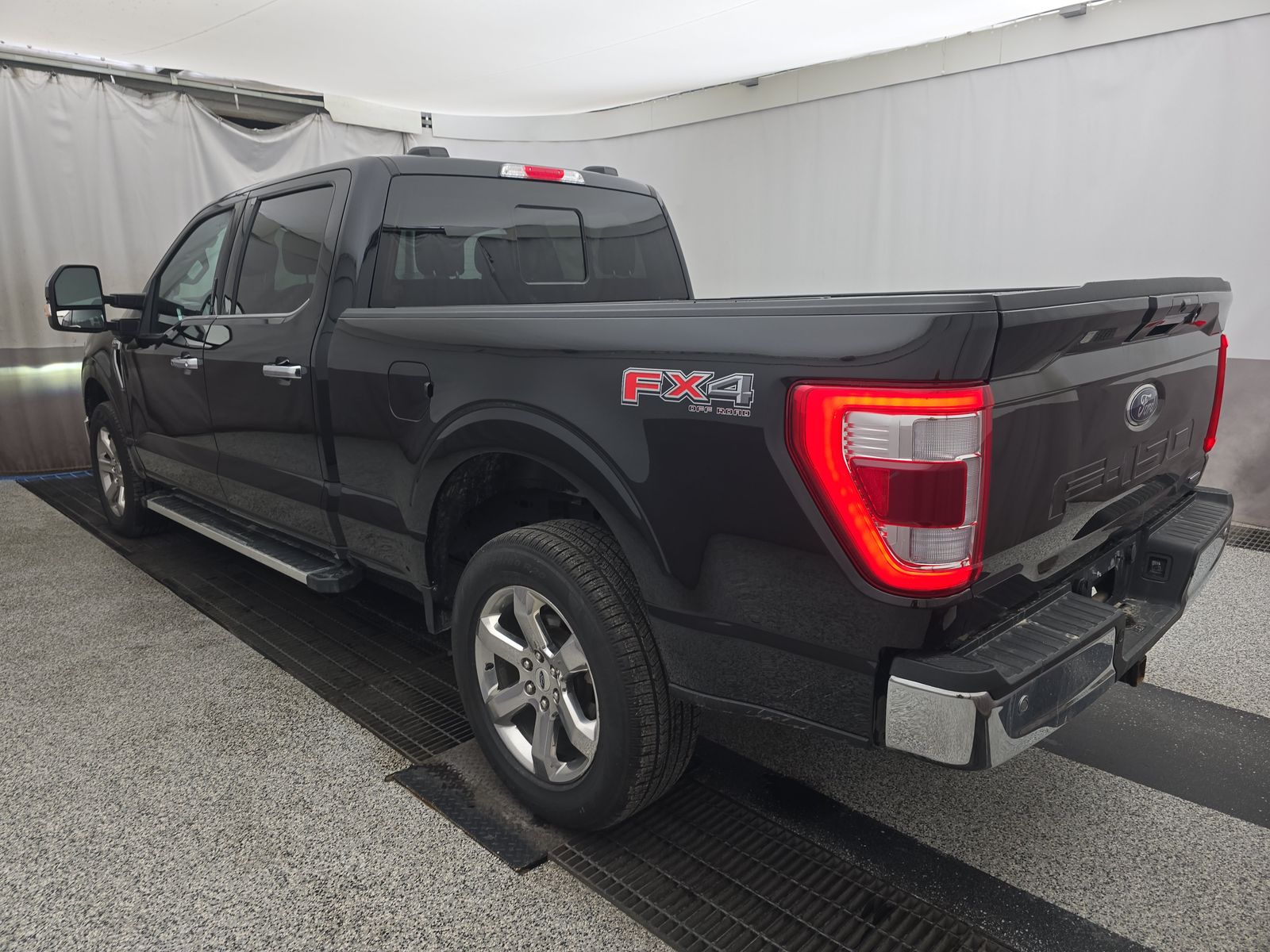 2023 Ford F-150 Lariat AWD