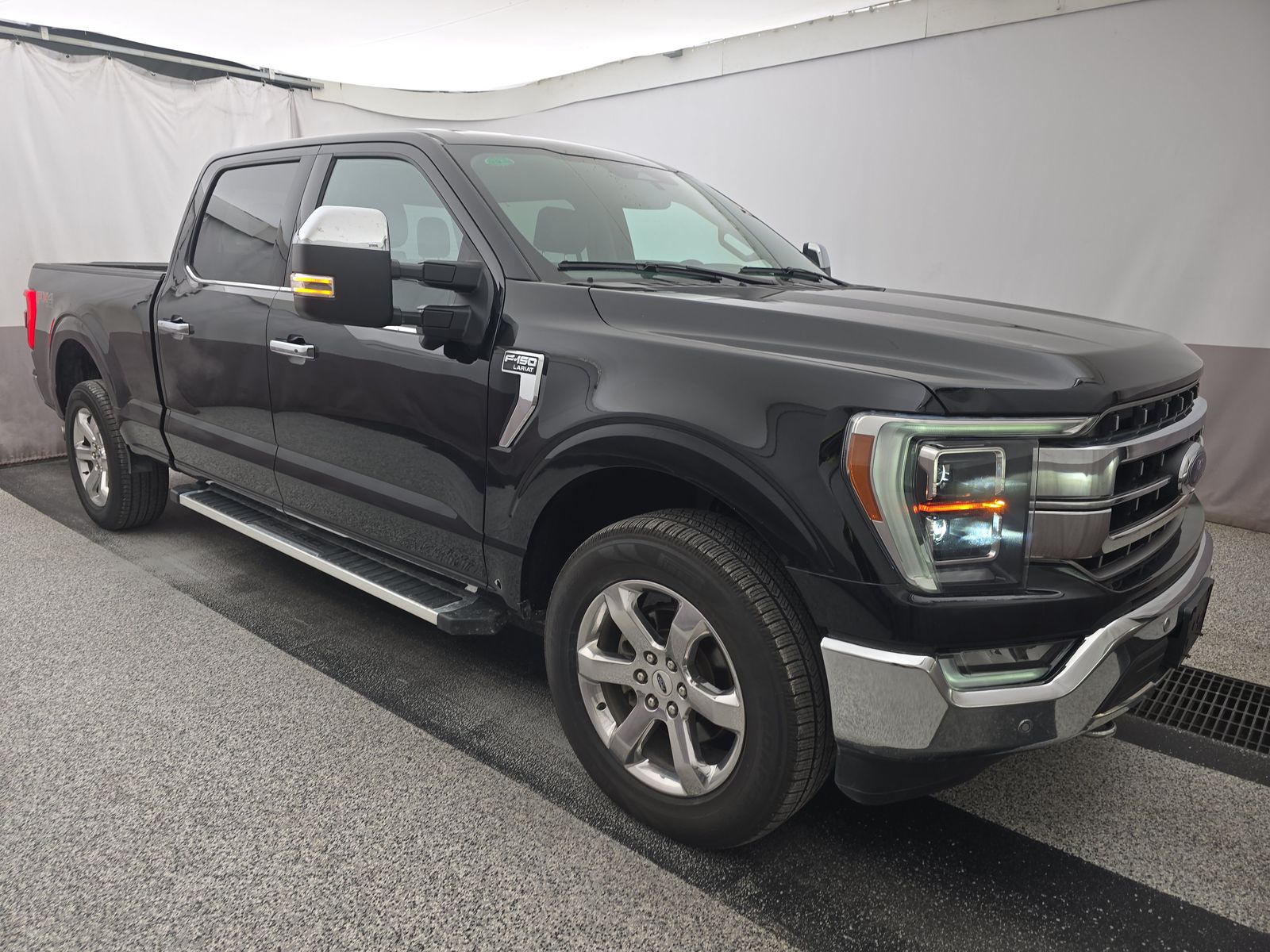 2023 Ford F-150 Lariat AWD