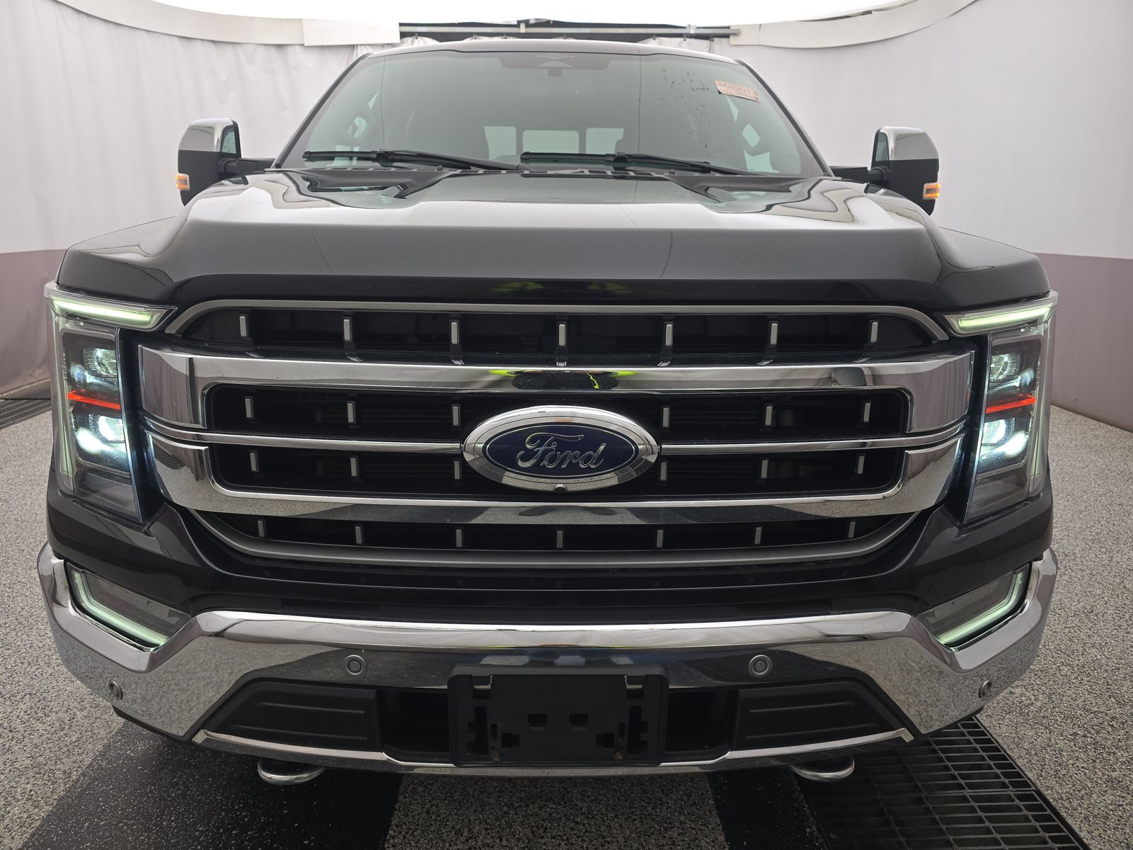 2023 Ford F-150 Lariat AWD