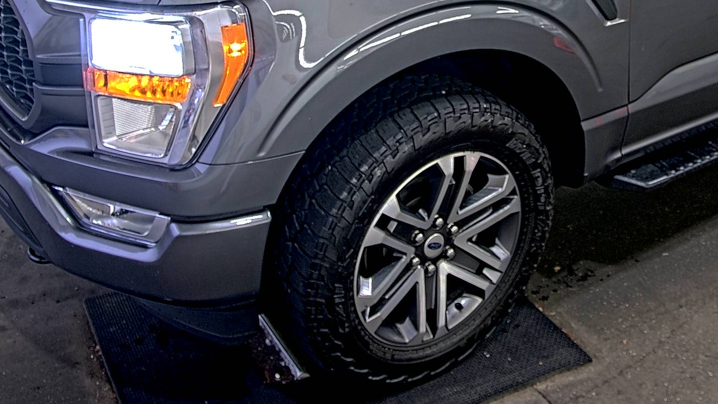 2022 Ford F-150 XL AWD