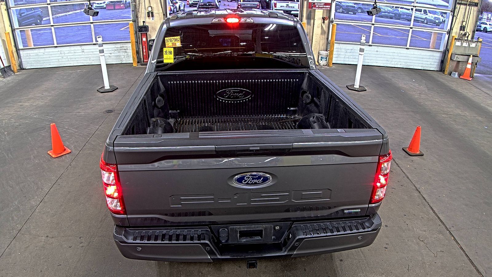 2022 Ford F-150 XL AWD