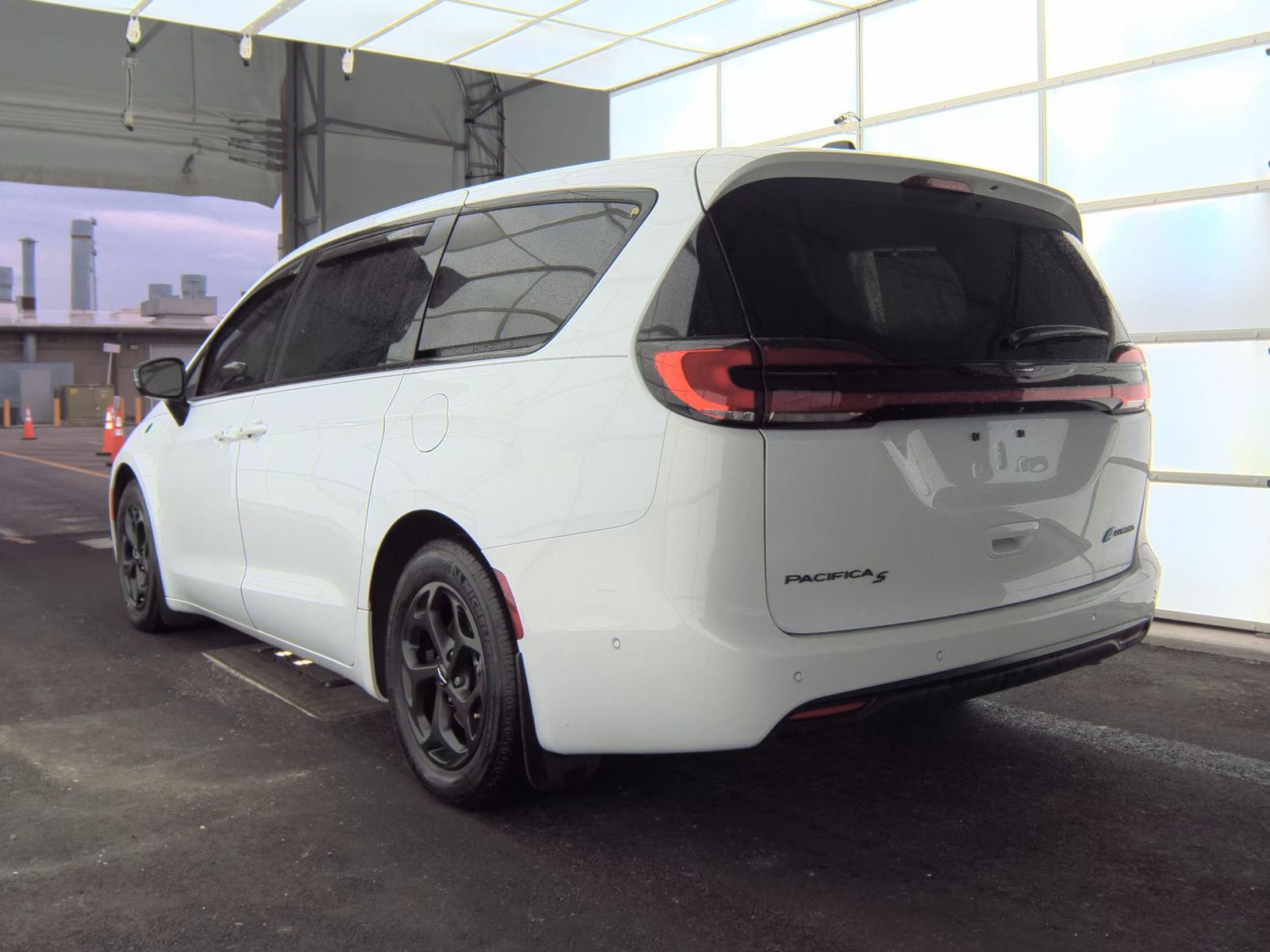 2024 Chrysler Pacifica Hybrid Select S Appearance FWD